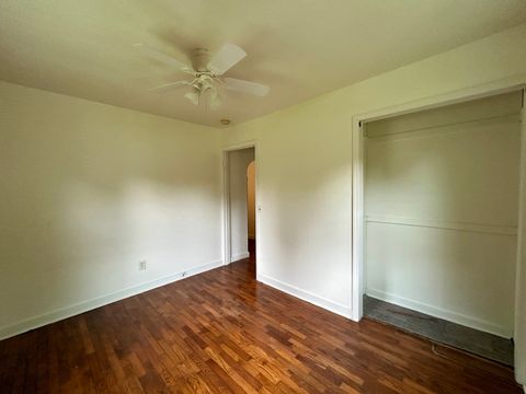 Tiny photo for 1112 W Short Drive W, Carbondale, IL 62901 (MLS # 12638730)
