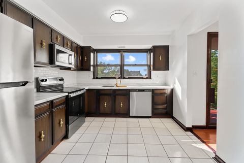 Tiny photo for 6517 N CALIFORNIA Avenue #303, Chicago, IL 60645 (MLS # 12489044)