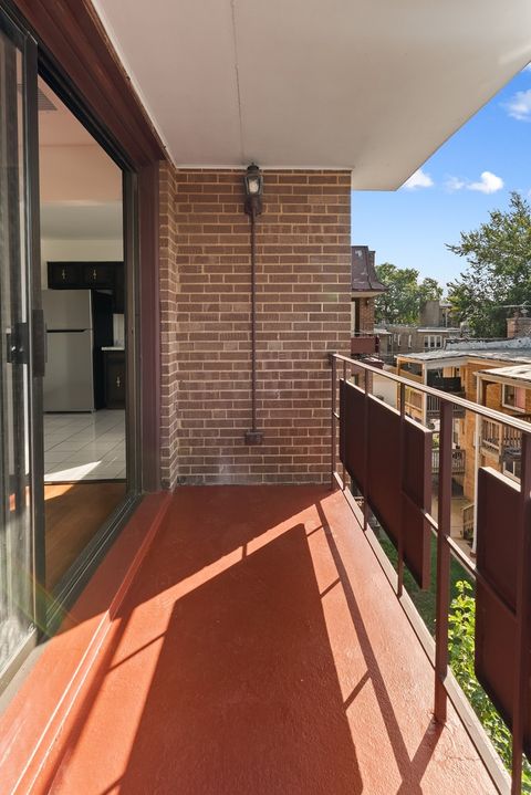 Tiny photo for 6517 N CALIFORNIA Avenue #303, Chicago, IL 60645 (MLS # 12489044)