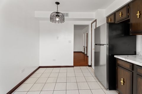 Tiny photo for 6517 N CALIFORNIA Avenue #303, Chicago, IL 60645 (MLS # 12489044)