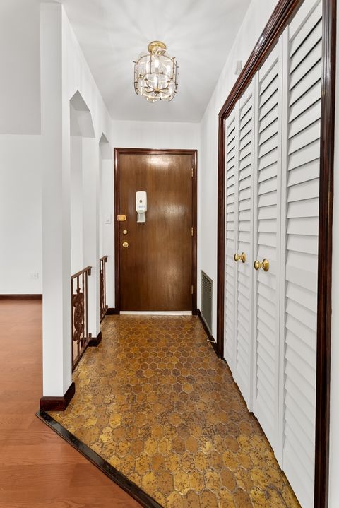 Tiny photo for 6517 N CALIFORNIA Avenue #303, Chicago, IL 60645 (MLS # 12489044)