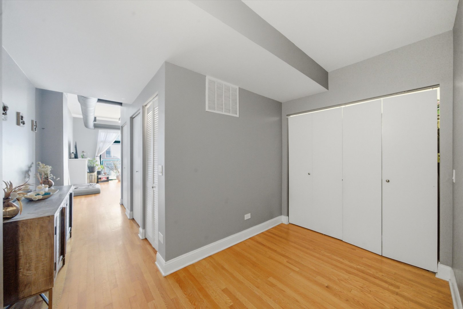 910 W Madison Street 803