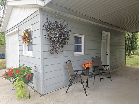 Tiny photo for 1124 Steinmann Street, Dixon, IL 61021 (MLS # 12478218)