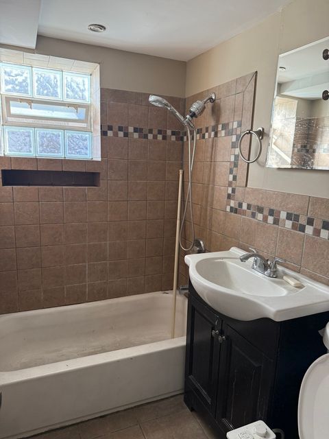 Tiny photo for 201 Custer Avenue #G, Evanston, IL 60202 (MLS # 12504981)