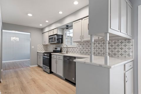 Tiny photo for 3290 johnsbury Court, Aurora, IL 60504 (MLS # 12508700)