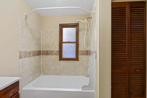 Tiny photo for 1622 Melrose Avenue, Round Lake Beach, IL 60073 (MLS # 12513972)