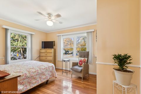 Tiny photo for 304 Moore Avenue, St. Charles, IL 60174 (MLS # 12599998)