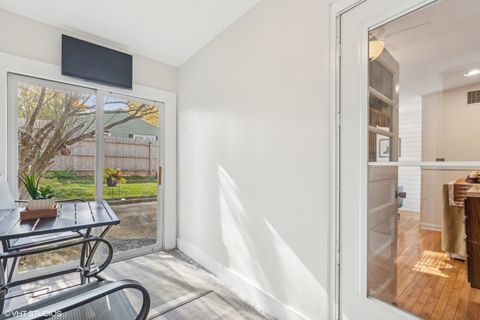 Tiny photo for 304 Moore Avenue, St. Charles, IL 60174 (MLS # 12599998)