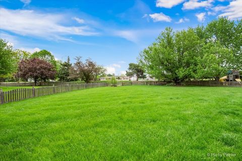 Tiny photo for 1900 Mayfield Court, Romeoville, IL 60446 (MLS # 12637177)