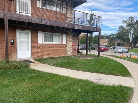 Photo of 1480 S BUSSE Road #1F, Mount Prospect, IL 60056 (MLS # 12782647)