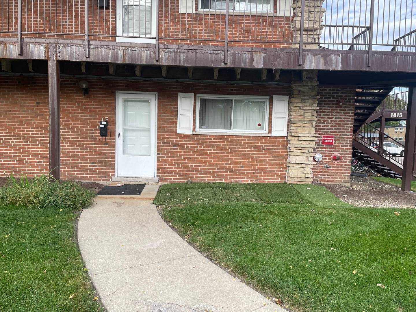 1480 S BUSSE Road 1F
