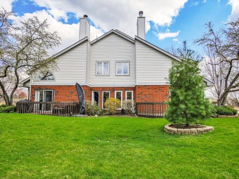 Tiny photo for 7945 Stewart Drive, Darien, IL 60561 (MLS # 12614175)