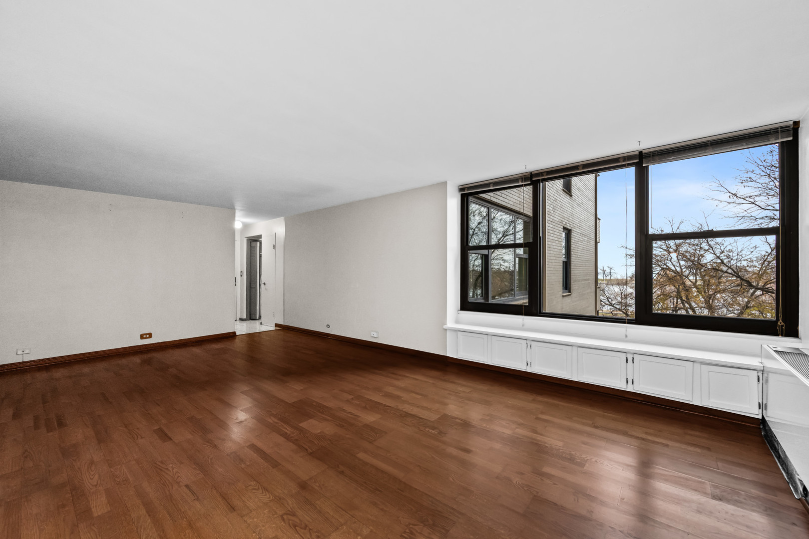 3430 N LAKE SHORE Drive 4K