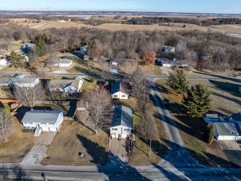 Tiny photo for 903 17th Street, Viola, IL 61486 (MLS # 12548370)