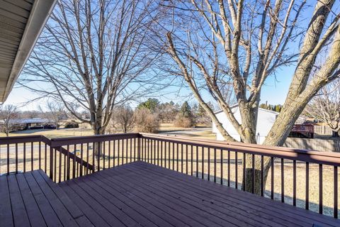 Tiny photo for 903 17th Street, Viola, IL 61486 (MLS # 12548370)