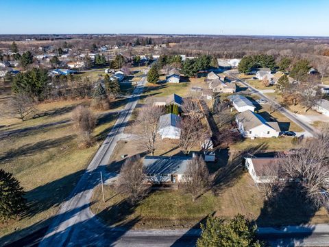 Tiny photo for 903 17th Street, Viola, IL 61486 (MLS # 12548370)