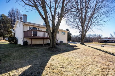 Tiny photo for 903 17th Street, Viola, IL 61486 (MLS # 12548370)