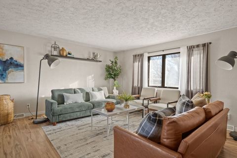 Tiny photo for 903 17th Street, Viola, IL 61486 (MLS # 12548370)