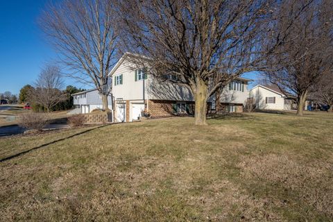 Tiny photo for 903 17th Street, Viola, IL 61486 (MLS # 12548370)