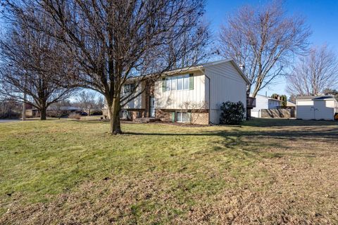 Tiny photo for 903 17th Street, Viola, IL 61486 (MLS # 12548370)