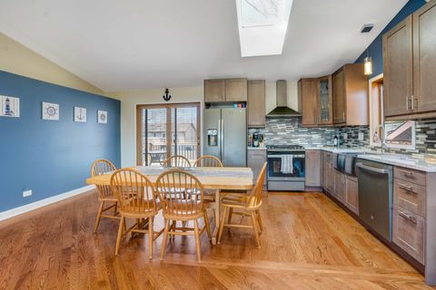 Tiny photo for 310 Mastodon Drive, Ingleside, IL 60041 (MLS # 12594337)