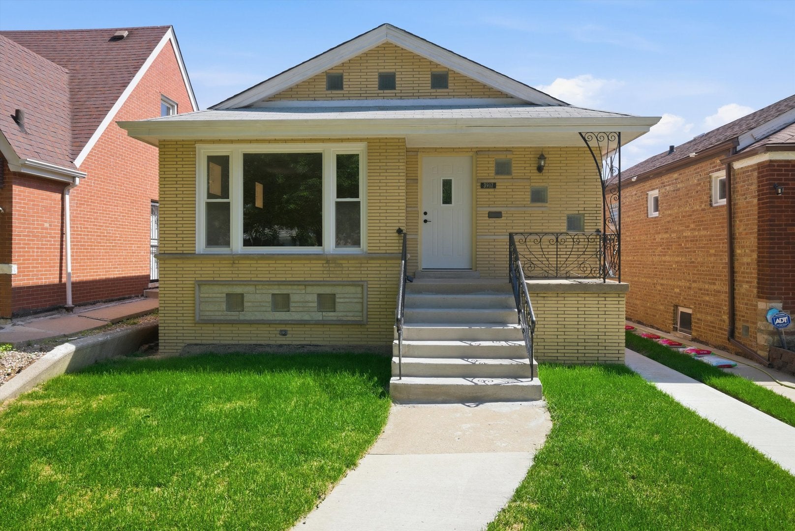3907 W Marquette Road