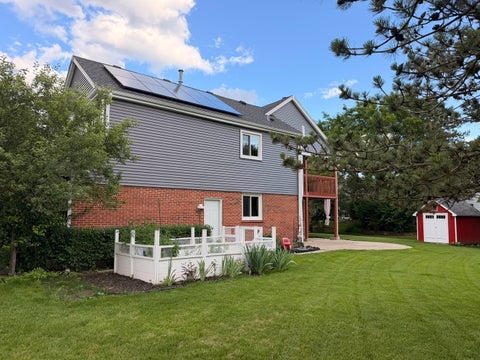 Tiny photo for 2904 Scottish Pine Court, Buffalo Grove, IL 60089 (MLS # 12685429)
