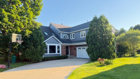 Photo of 2904 Scottish Pine Court, Buffalo Grove, IL 60089 (MLS # 12685429)