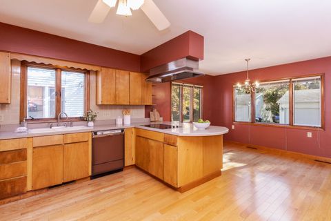 Tiny photo for 1513 E Grove Street, Bloomington, IL 61701 (MLS # 12503073)