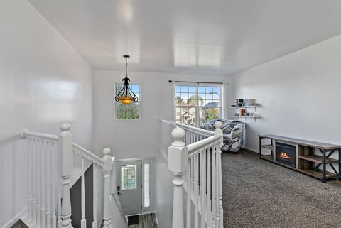 Tiny photo for 25 Kingsport Court, South Elgin, IL 60177 (MLS # 12500694)