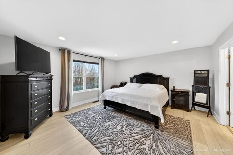 Tiny photo for 147 Reston Lane, Gilberts, IL 60136 (MLS # 12619912)