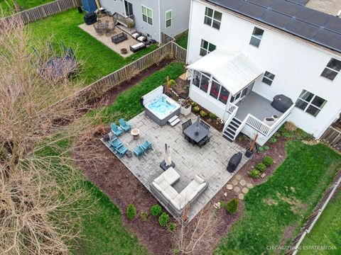 Tiny photo for 147 Reston Lane, Gilberts, IL 60136 (MLS # 12619912)