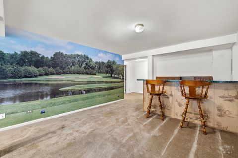 Tiny photo for 645 Kendallwood Court, Crystal Lake, IL 60014 (MLS # 12476345)