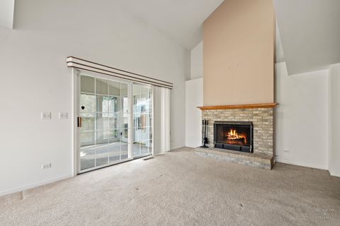 Tiny photo for 645 Kendallwood Court, Crystal Lake, IL 60014 (MLS # 12476345)