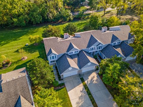 Tiny photo for 645 Kendallwood Court, Crystal Lake, IL 60014 (MLS # 12476345)