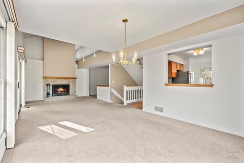 Tiny photo for 645 Kendallwood Court, Crystal Lake, IL 60014 (MLS # 12476345)