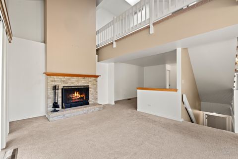 Tiny photo for 645 Kendallwood Court, Crystal Lake, IL 60014 (MLS # 12476345)