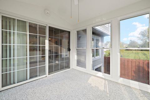 Tiny photo for 645 Kendallwood Court, Crystal Lake, IL 60014 (MLS # 12476345)