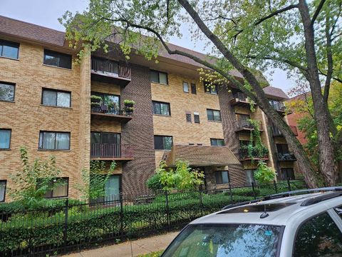 Photo of 1629 W Greenleaf Avenue #407, Chicago, IL 60626 (MLS # 12502788)