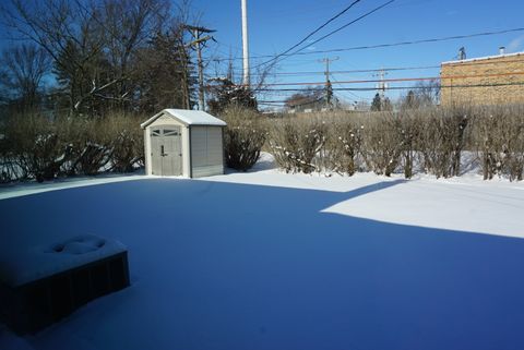 Tiny photo for 2018 E Ivy Lane, Mount Prospect, IL 60056 (MLS # 12555309)