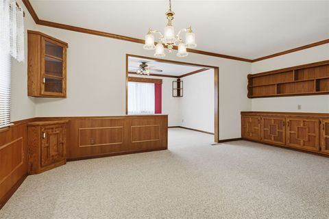 Tiny photo for 1204 Timber Ridge Court, Normal, IL 61761 (MLS # 12602996)