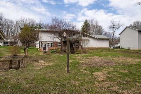 Tiny photo for 1204 Timber Ridge Court, Normal, IL 61761 (MLS # 12602996)