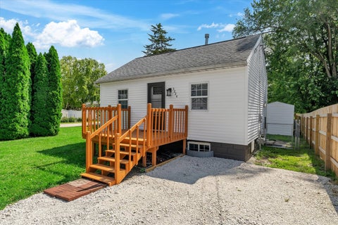 Tiny photo for 3224 40th Street, Moline, IL 61265 (MLS # 12697994)