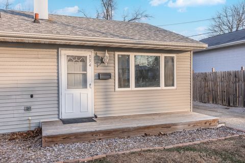 Tiny photo for 334 E Baker Street, Bloomington, IL 61701 (MLS # 12541252)