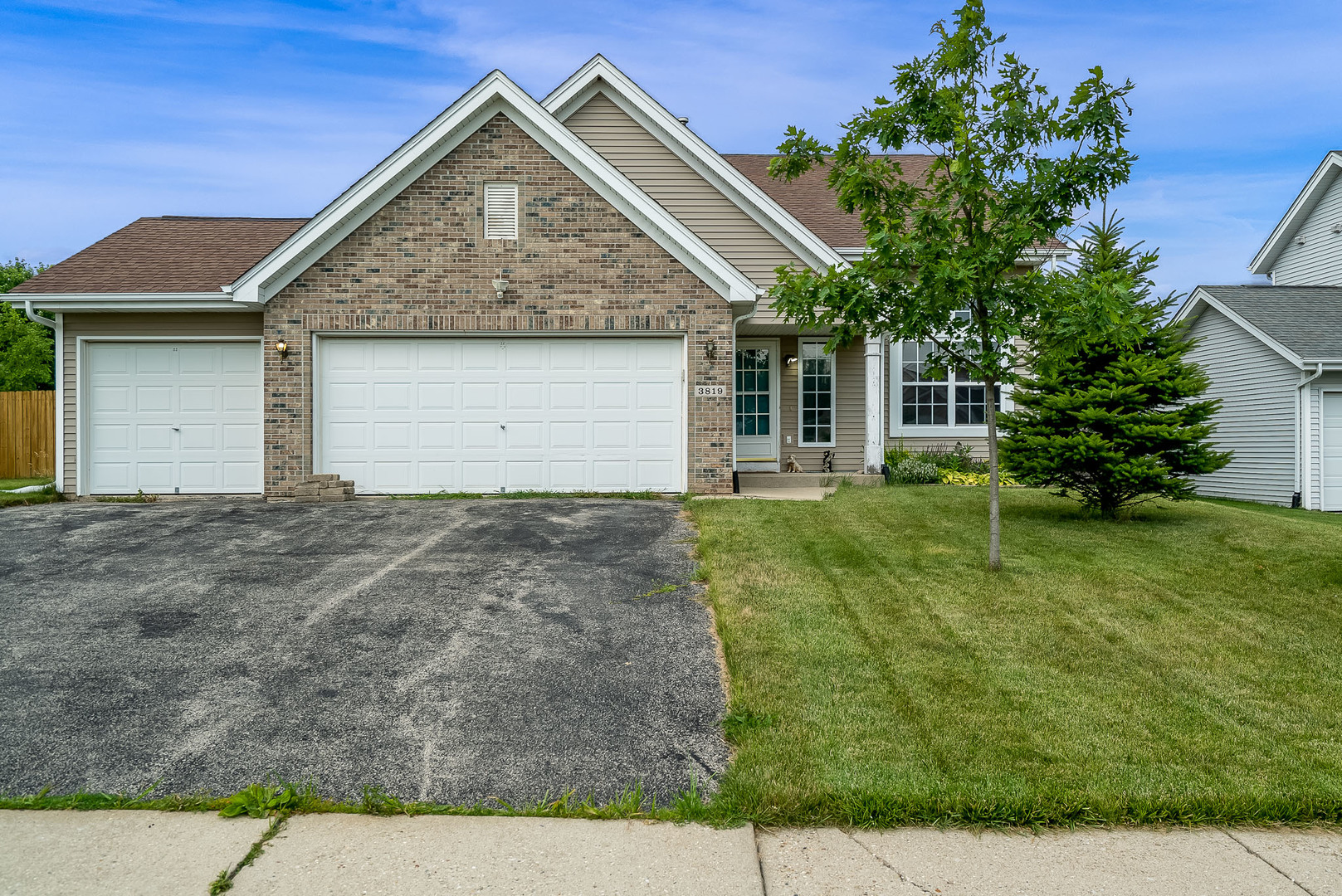 Photo 1 of 35 — 3819 Northline Drive, Rockford, IL 61101