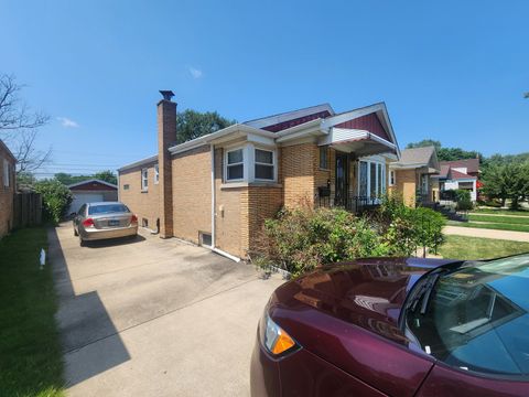 A home in Evergreen Park