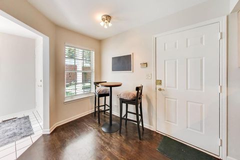 Tiny photo for 107 Welwyn Street, Lake Bluff, IL 60044 (MLS # 12685184)