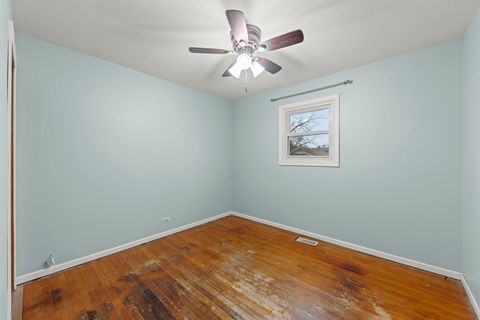 Tiny photo for 6017 Birmingham Street, Chicago Ridge, IL 60415 (MLS # 12522205)