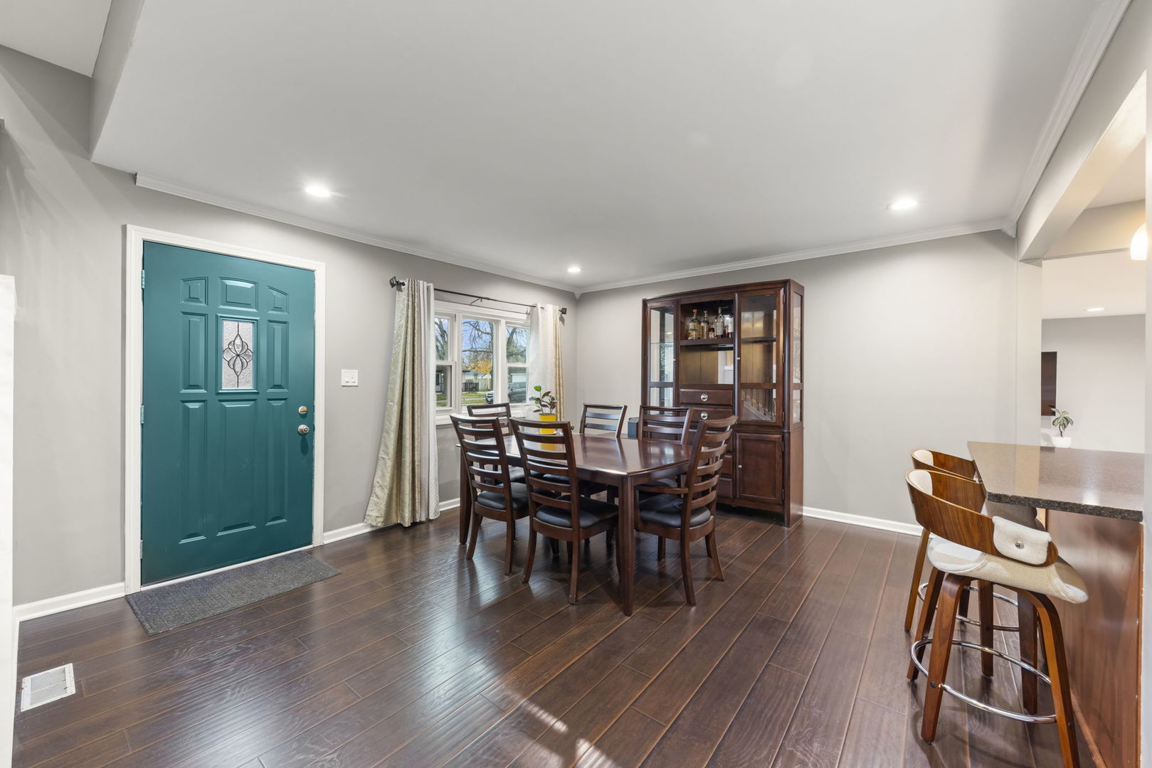 6017 Birmingham Street