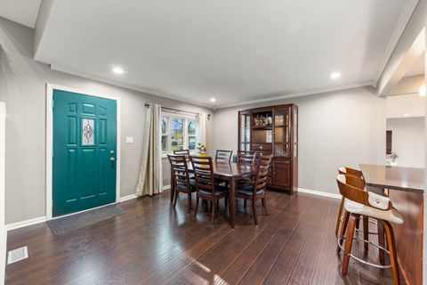 Tiny photo for 6017 Birmingham Street, Chicago Ridge, IL 60415 (MLS # 12522205)